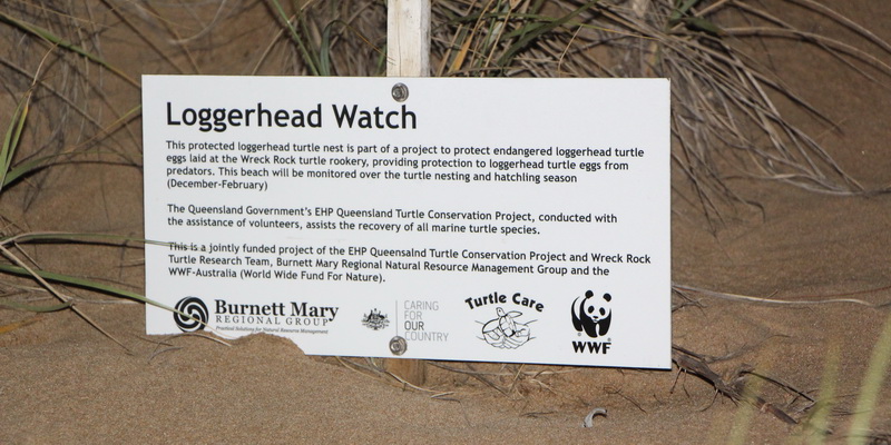 The sign on the beach at Wreck Rock. (© Christine Hof / WWF-Aus)